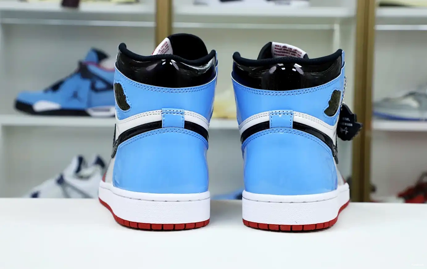 JORDAN 1 HIGH AIR RETRO 'FEARLESS' OG 0407